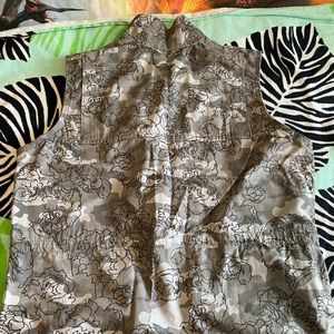 Cute woman’s vest!:)